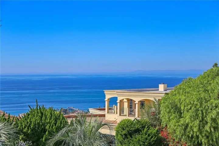 Master Bedroom Ocean & Catalina Island Views