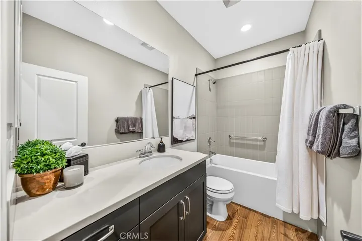 DS Bath