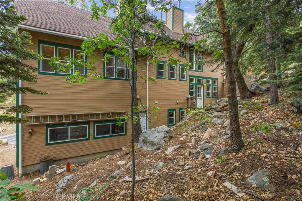 Another view of the back of the house