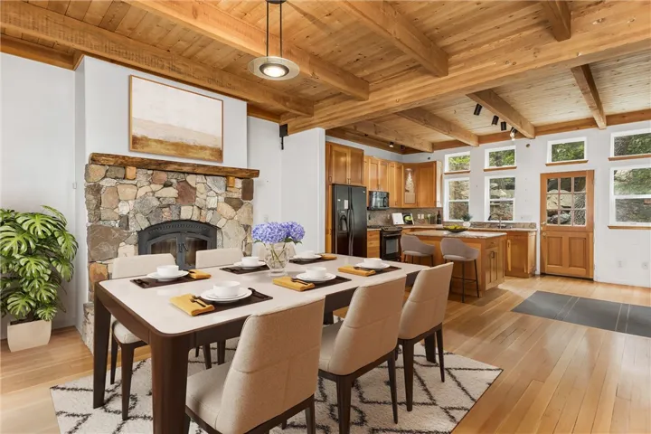 Dining Room Virtually Staged