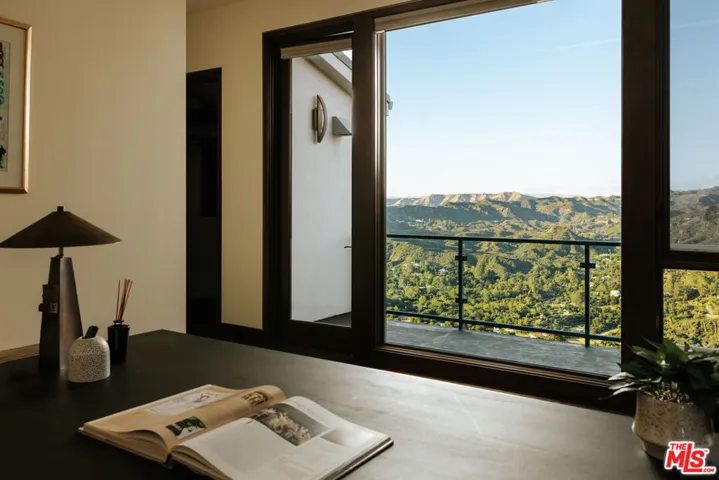 25155 Piuma Road, Malibu, California 90265