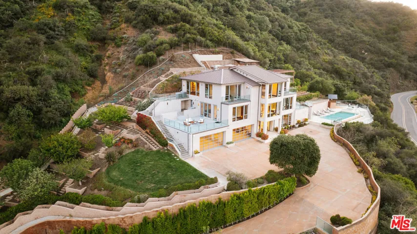 25155 Piuma Road, Malibu, California 90265