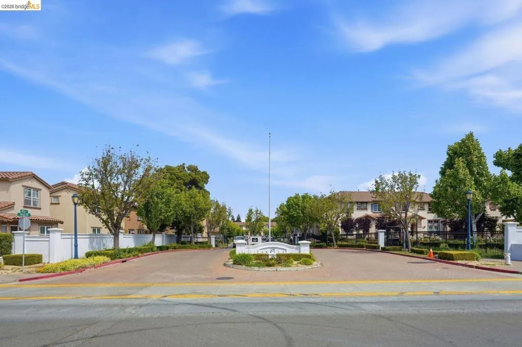 HOA main gate
