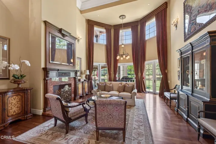 34-web-or-mls-UpmarketMedia-3262Cal-074