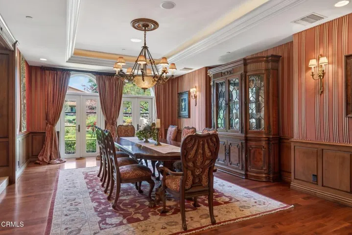 41-web-or-mls-UpmarketMedia-3262Cal-049