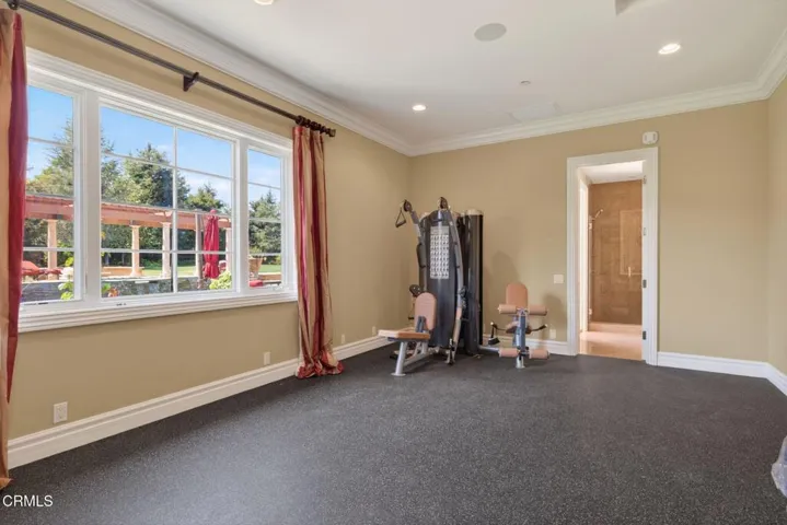 118-web-or-mls-UpmarketMedia-3262Cal-316