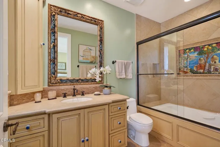 92-web-or-mls-UpmarketMedia-3262Cal-345