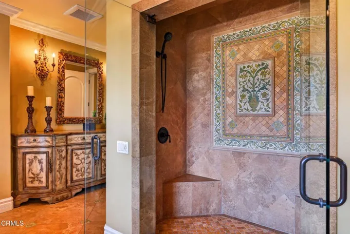 86-web-or-mls-UpmarketMedia-3262Cal-437