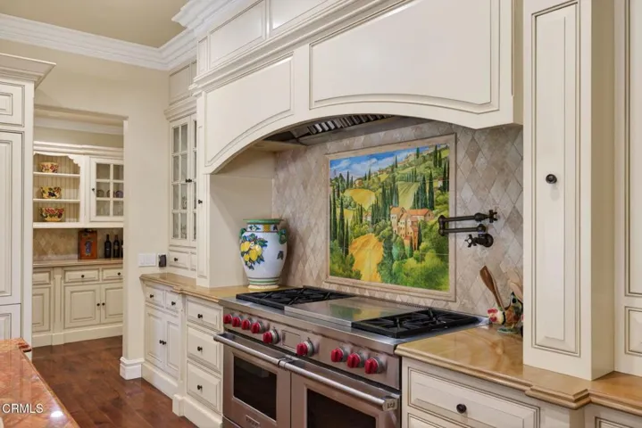 53-web-or-mls-UpmarketMedia-3262Cal-145
