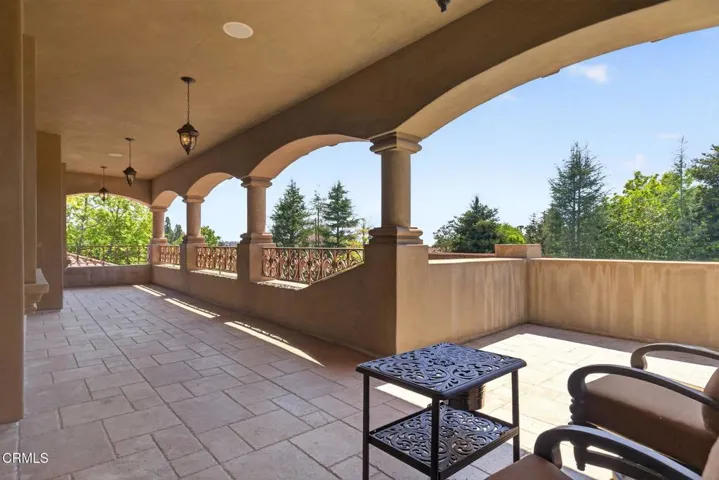 76-web-or-mls-UpmarketMedia-3262Cal-401