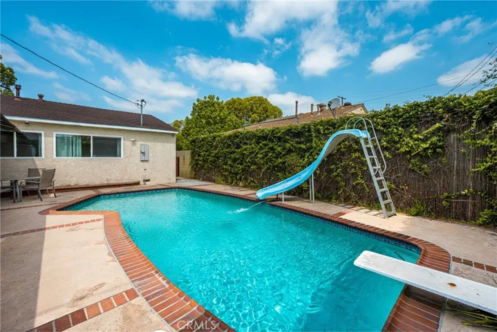 5305 E Carita Street, Long Beach, California 90808