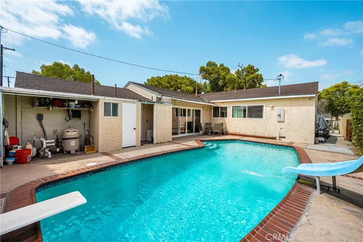 5305 E Carita Street, Long Beach, California 90808