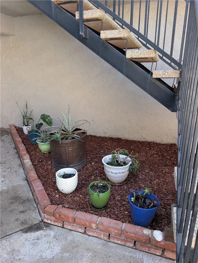205 13th Street D, Huntington Beach, California 92648 — photo 5
