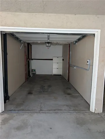 Garage 2
