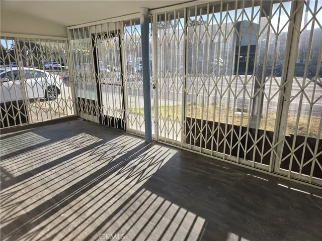 6682 Magnolia Avenue, Riverside, California 92506