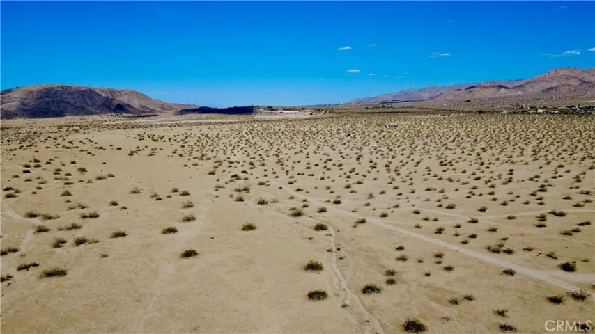 1234 Gianelli Road, Joshua Tree, California 92252