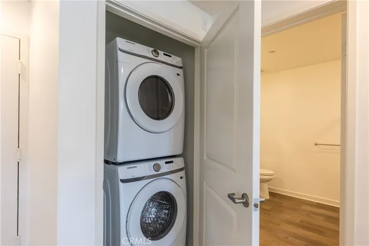 Stackable Washer & Dryer