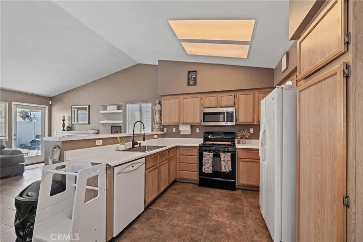 25076 Sansome, Hemet, California 92544