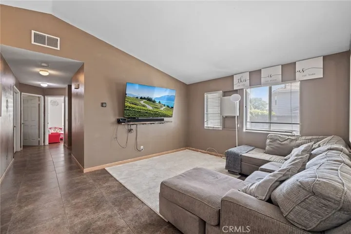 25076 Sansome, Hemet, California 92544