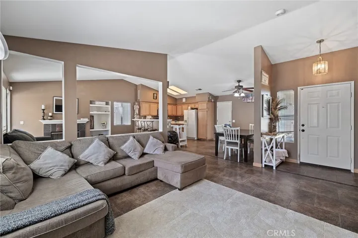 25076 Sansome, Hemet, California 92544