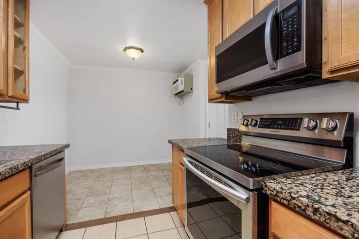 13303 Rancho Penasquitos Boulevard A103, San Diego, California 92129