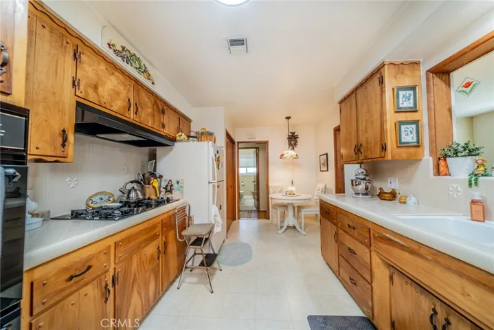 34986 Comberton, Yucaipa, California 92399