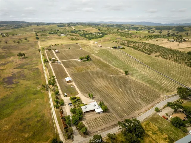 5575 El Pomar, Templeton, California 93465