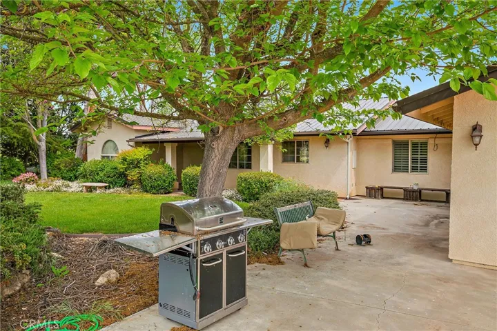 5575 El Pomar, Templeton, California 93465