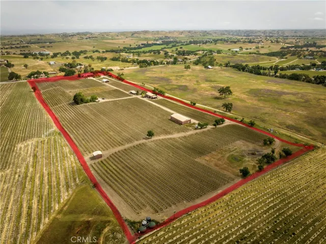 5575 El Pomar, Templeton, California 93465