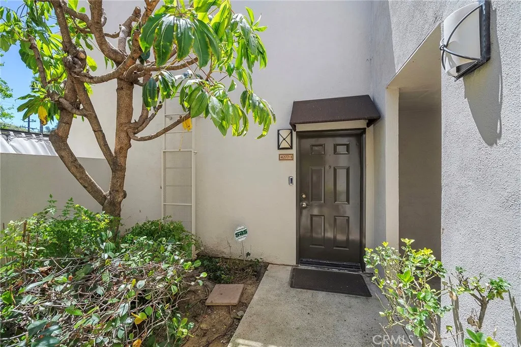 Home Sweet Home. Private entrance.