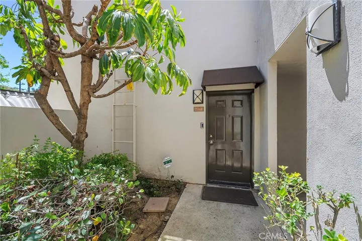 Home Sweet Home. Private entrance.