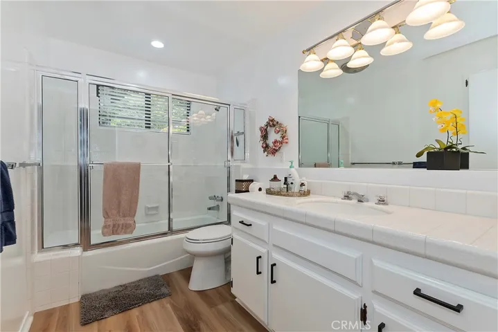 Bathroom #2