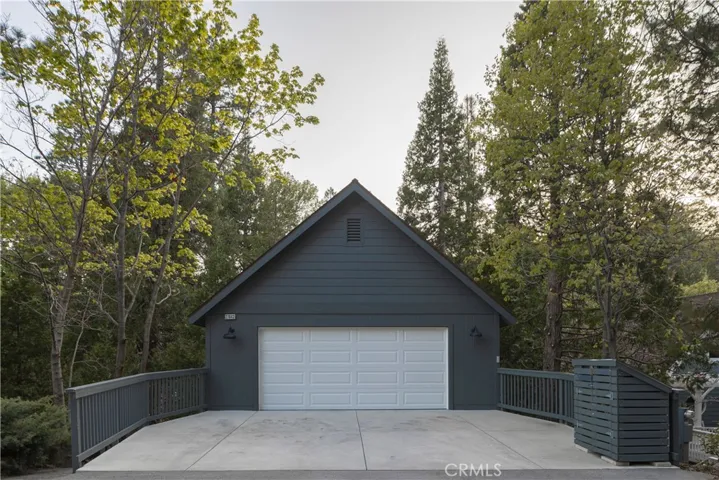 27643 West Shore Road 1, Lake Arrowhead, California 92352