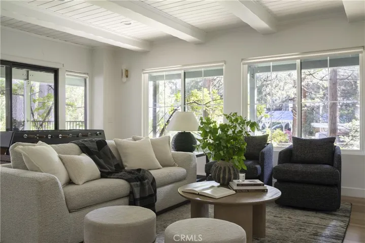 27643 West Shore Road 1, Lake Arrowhead, California 92352