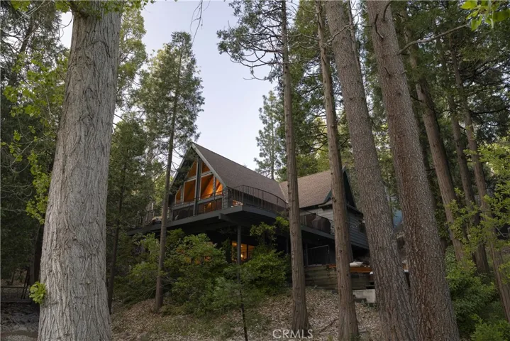 27643 West Shore Road 3, Lake Arrowhead, California 92352