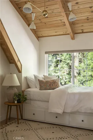 27643 West Shore Road 3, Lake Arrowhead, California 92352