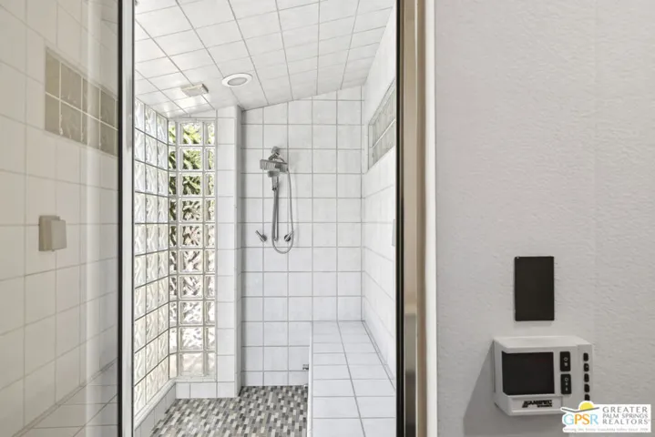 Steam Room