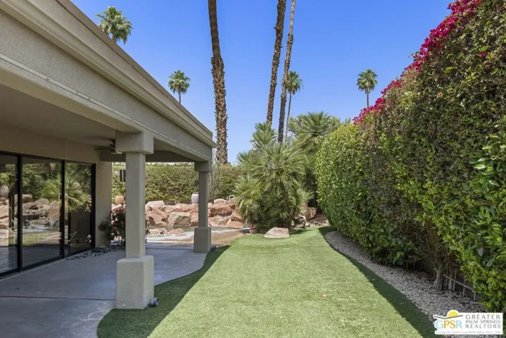 Patio/Yard