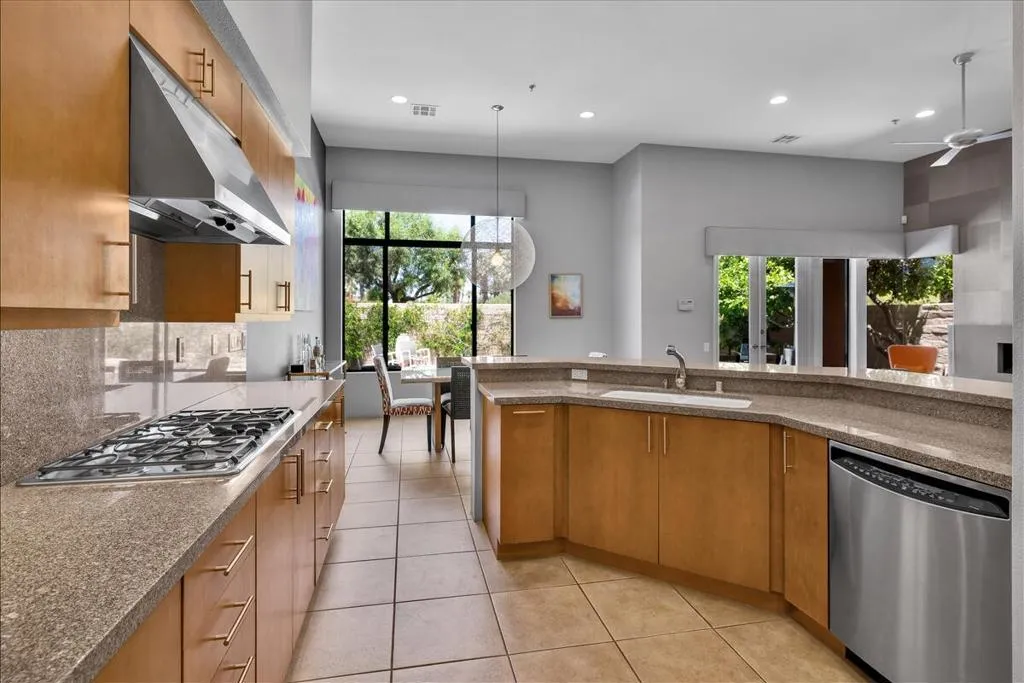 922 Alejo Vista, Palm Springs, California 92262 — photo 5