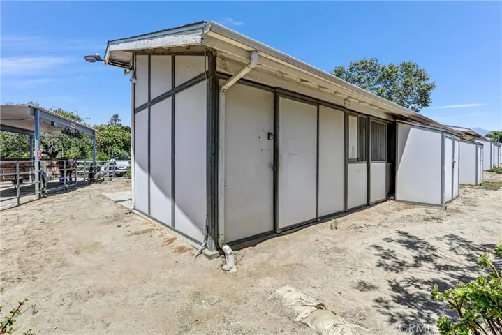 House Stables