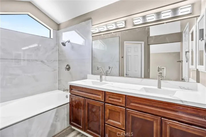 Attached Suite Bathroom#2