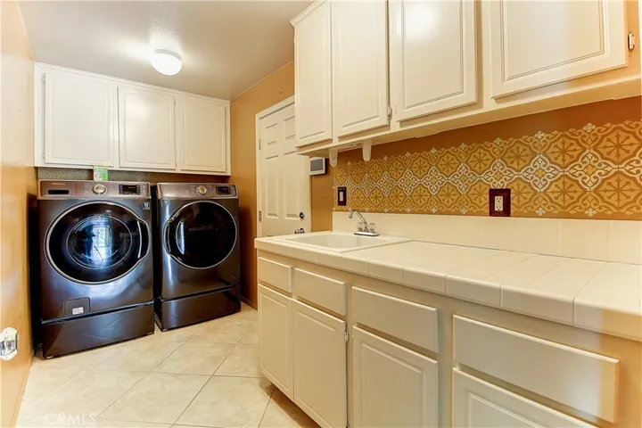 14182 Crystal View, Riverside, California 92508