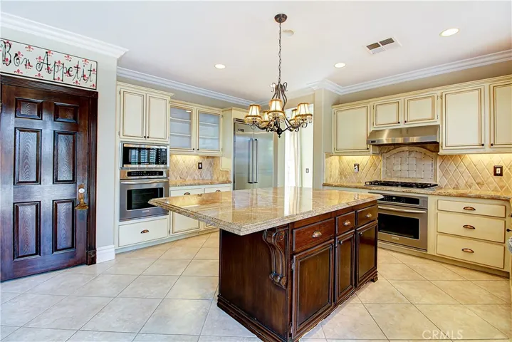14182 Crystal View, Riverside, California 92508