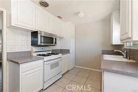 823 Filbert, Corona, California 92879