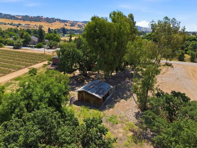 3115 Leavesley, Gilroy, California 95020