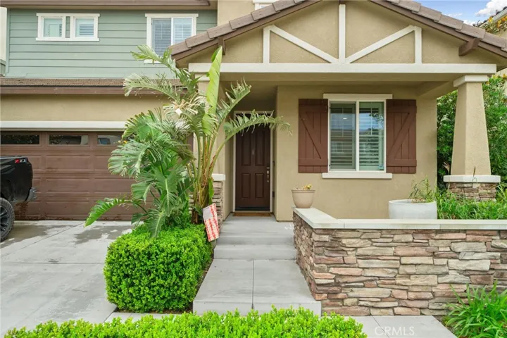 16969 Red Tail Lane, Fontana, California 92336