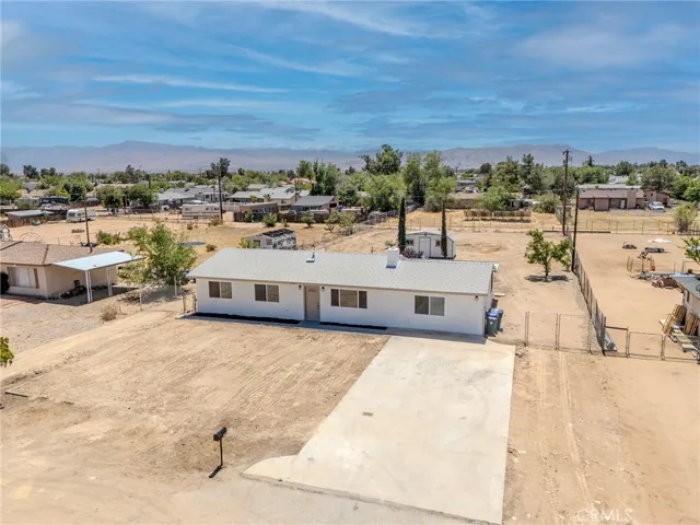 21865 Fox, Apple Valley, California 92307