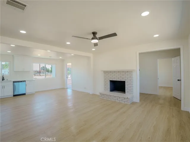 21865 Fox, Apple Valley, California 92307