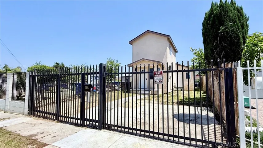11154 Towne, Los Angeles, California 90061