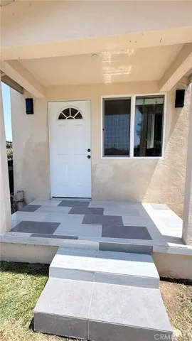 11154 Towne, Los Angeles, California 90061